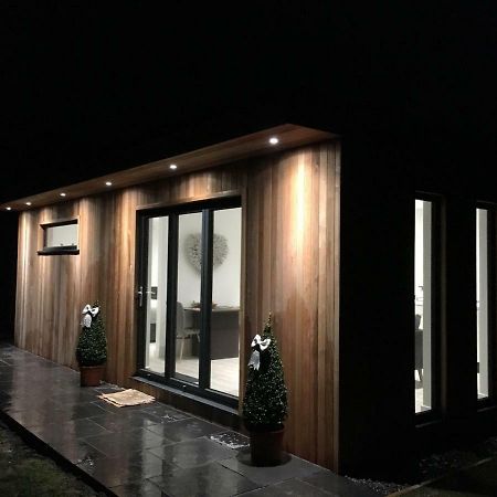 Parkknott Retreat Luxury Lodge With Private Hot Tub Askam in Furness 외부 사진