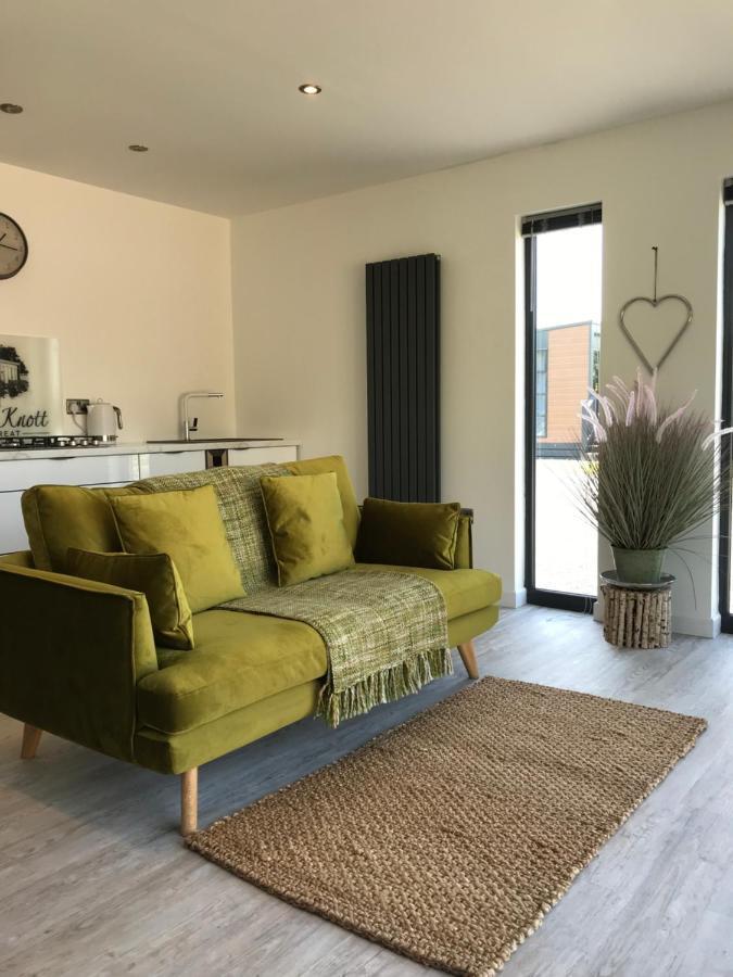 Parkknott Retreat Luxury Lodge With Private Hot Tub Askam in Furness 외부 사진
